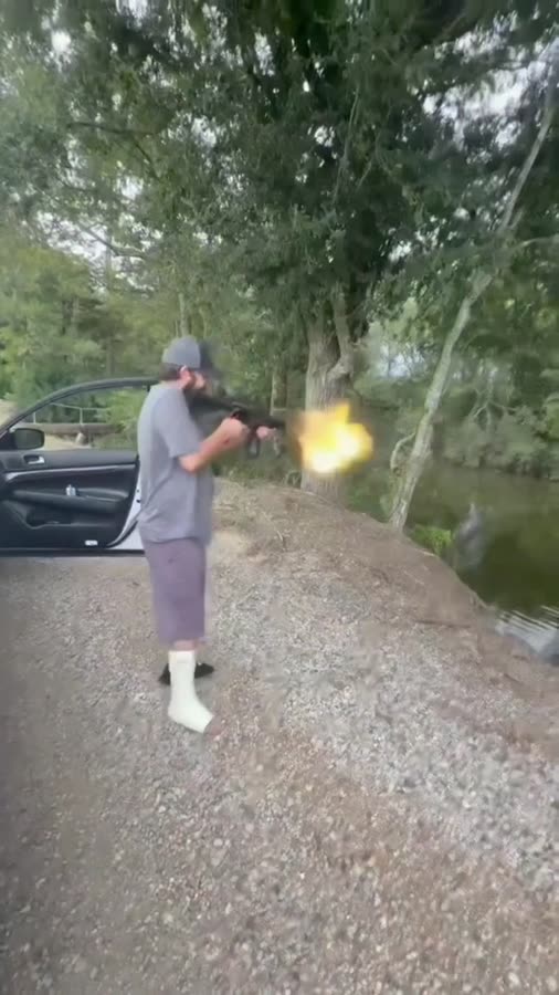 Customer running an ARD-equipped rifle outdoors
